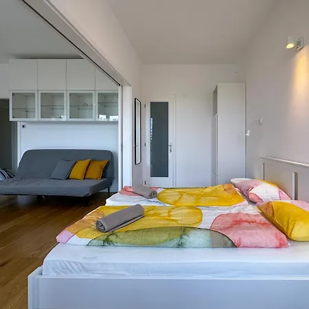 Brightlyapartment Budapest Esterno foto