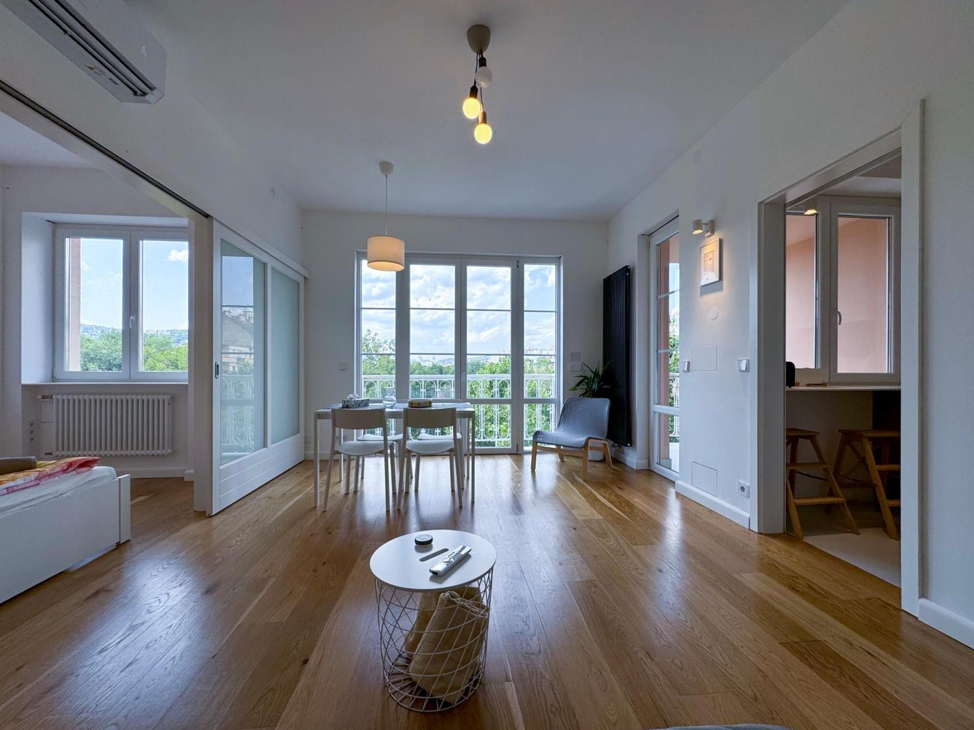 Brightlyapartment Appartement